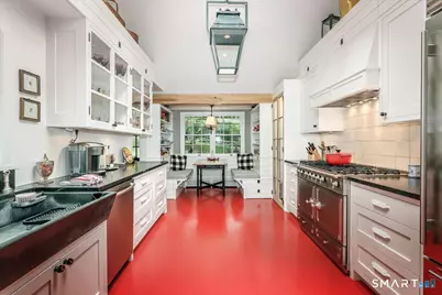 132 Webbs Hill Road, Stamford, CT 06903 - Photo 14