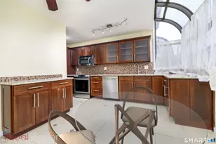 2539 Bedford St, Stamford, CT 06905 - Photo 6