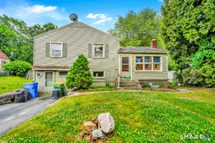 71 Devonwood Dr, Waterbury, CT 06708 - Photo 1