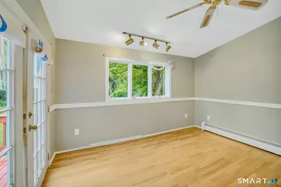 71 Devonwood Drive, Waterbury, CT 06708 - Photo 4
