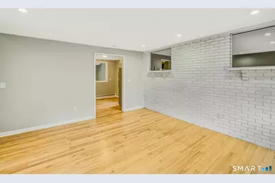 71 Devonwood Drive, Waterbury, CT 06708 - Photo 2