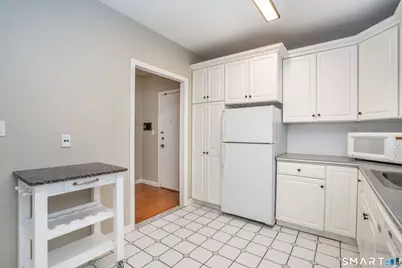 779 Prospect Avenue #14, West Hartford, CT 06105 - Photo 6