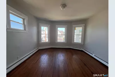 31-33 Hillhouse Avenue #2nd, Bridgeport, CT 06606 - Photo 10
