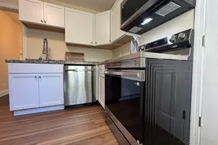 28 Quinlan Ave, Meriden, CT 06451 - Photo 14