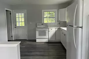 152 Cottage Rd, Enfield, CT 06082 - Photo 10