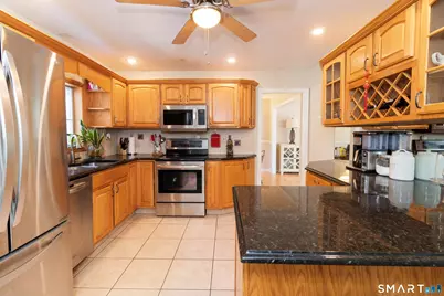 754 Riverside Drive, Orange, CT 06477 - Photo 4