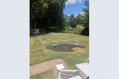 17 Gray Street, Monroe, CT 06468 - Photo 32