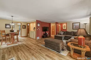 30 Grant Hill Rd, Bloomfield, CT 06002 - Photo 8