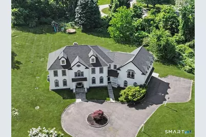 125 Skunk Lane, Wilton, CT 06897 - Photo 2