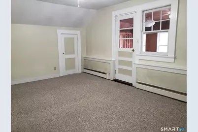 26 Prospect Street #Apt 2, Bethel, CT 06801 - Photo 8
