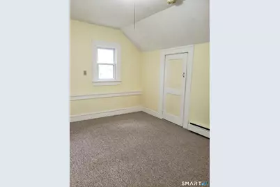 26 Prospect Street #Apt 2, Bethel, CT 06801 - Photo 6