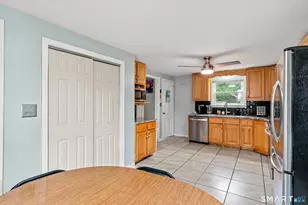 416 Ellis St, New Britain, CT 06051 - Photo 6
