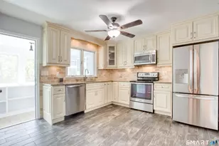 8 Ridge Pl, Greenwich, CT 06831 - Photo 8
