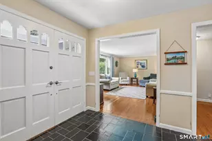 3 Linda Dr, Danbury, CT 06811 - Photo 2