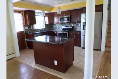 7 Craigmore Road, Bloomfield, CT 06002 - Photo 10