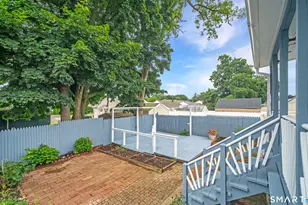 476 Ruth St, Bridgeport, CT 06606 - Photo 32