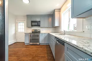 476 Ruth St, Bridgeport, CT 06606 - Photo 4