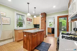 236 Oxford St, Hartford, CT 06105 - Photo 16