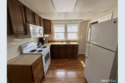 128 Grove Place, West Haven, CT 06516 - Photo 4