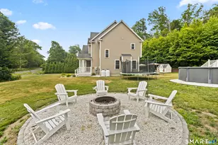 117B Newgate Rd, Oxford, CT 06478 - Photo 2