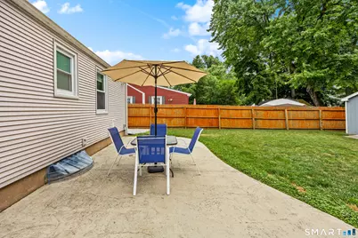 62 Essex Street, Manchester, CT 06040 - Photo 24