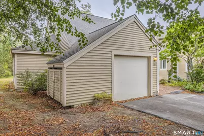 103 Courtyard Lane #103, Mansfield, CT 06268 - Photo 4
