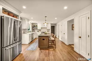 24 Harvest Hl, Wethersfield, CT 06109 - Photo 10