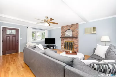 14 Fennwood Circle, Newington, CT 06111 - Photo 10