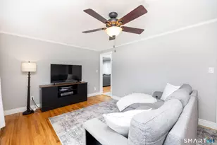 14 Fennwood Cir, Newington, CT 06111 - Photo 8