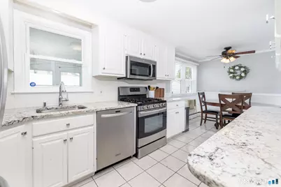14 Fennwood Circle, Newington, CT 06111 - Photo 4