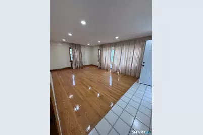 460 Congress Avenue #1, Waterbury, CT 06708 - Photo 4