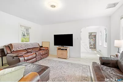 6 Beech Street, Ansonia, CT 06401 - Photo 6