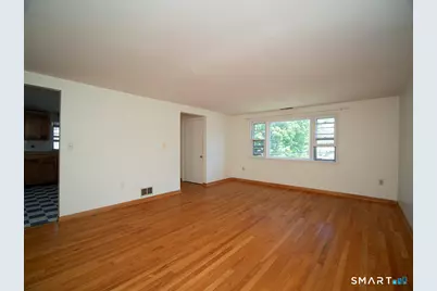 38 Landin Street #2nd Floor, Woodbridge, CT 06525 - Photo 10