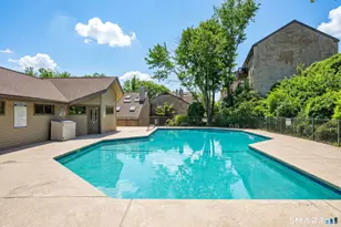 2435 Bedford St, Stamford, CT 06905 - Photo 38
