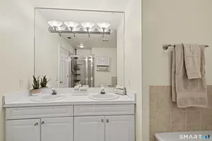 2435 Bedford St, Stamford, CT 06905 - Photo 24