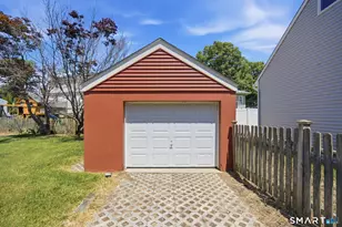 83 Utica St, Milford, CT 06461 - Photo 26