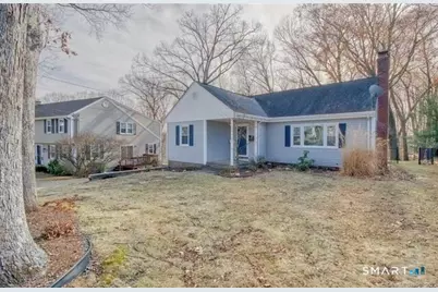 104 Clinton Street, Glastonbury, CT 06033 - Photo 2