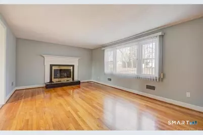 104 Clinton Street, Glastonbury, CT 06033 - Photo 6