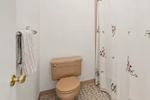16 Bouton St E, Stamford, CT 06907 - Photo 14