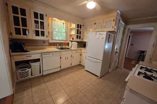 20 Arden St, New Haven, CT 06512 - Photo 8