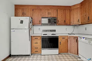 111 Daisy Cir, Bristol, CT 06010 - Photo 28