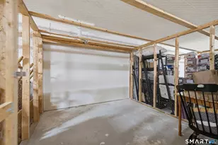 2590 Gold Star Hwy, Groton, CT 06355 - Photo 30