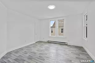 23 Robinson St, Waterbury, CT 06704 - Photo 18