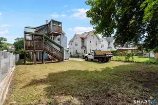 23 Robinson St, Waterbury, CT 06704 - Photo 28