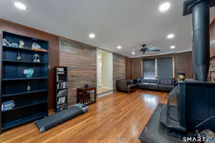 106 Mcdermott Cir, Hamden, CT 06514 - Photo 16