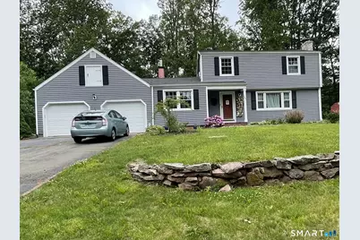 106 McDermott Circle, Hamden, CT 06514 - Photo 1