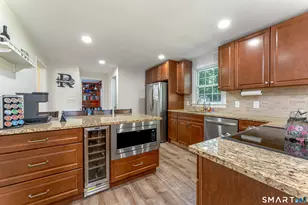 106 Mcdermott Cir, Hamden, CT 06514 - Photo 20