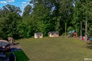 106 Mcdermott Cir, Hamden, CT 06514 - Photo 6