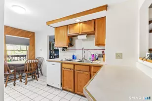 1044 Durham Rd, Wallingford, CT 06492 - Photo 8