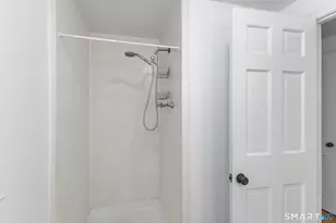 19 Armory St, Hamden, CT 06517 - Photo 16